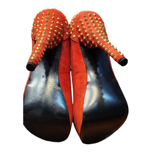 Kelsi Dagger Red Round Toe Gold Back Studded Pumps Size 8 Holiday shoes heels - Picture 4 of 8